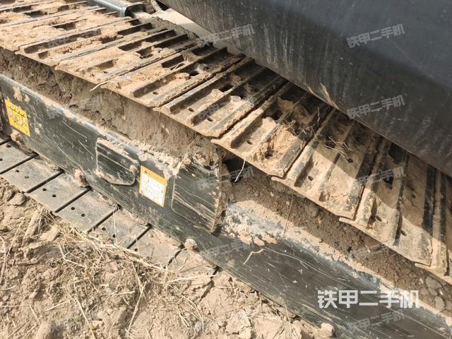 右導向輪（行走機構(gòu)）