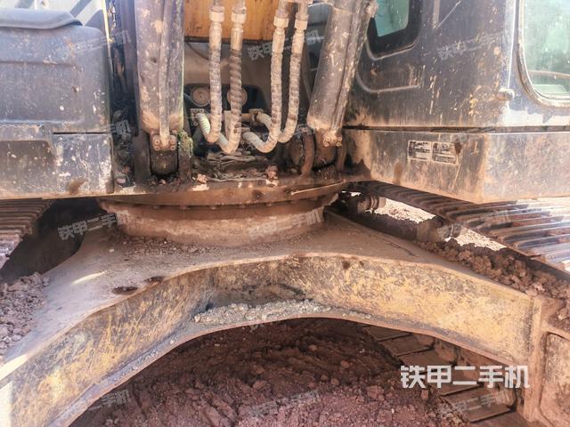 鏟斗45度(工作和回轉(zhuǎn)裝置) 鏟斗45度(工作和回轉(zhuǎn)裝置)