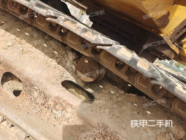 左側(cè)行走馬達(dá)蓋板（行走機(jī)構(gòu)）