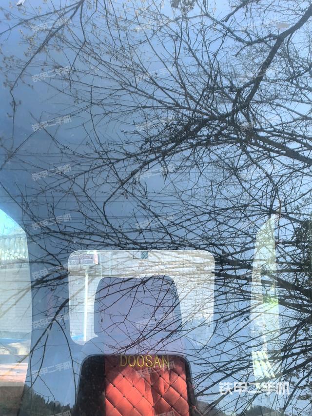 頂棚整體(駕駛室部分) 頂棚整體(駕駛室部分)