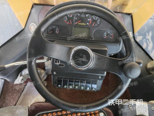 儀表盤(pán)（駕駛室部分）