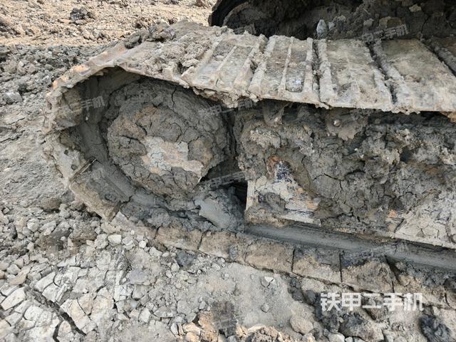 左驅(qū)動(dòng)輪(行走機(jī)構(gòu)) 左驅(qū)動(dòng)輪(行走機(jī)構(gòu))