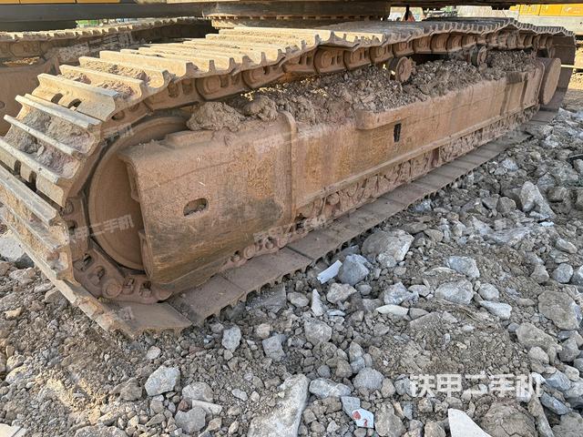 單側履帶整體（整機外觀）