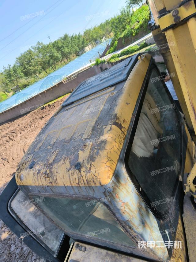 駕駛室頂部俯視（上車部件）