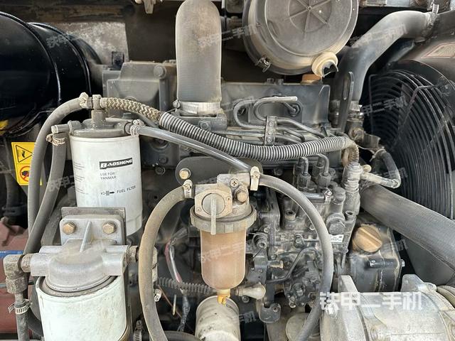 發(fā)動機(jī)整體俯視（整機(jī)外觀）