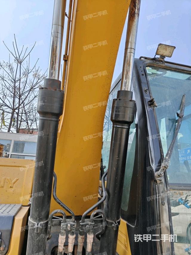 大臂根部?斜視（工作和回轉(zhuǎn)裝置）