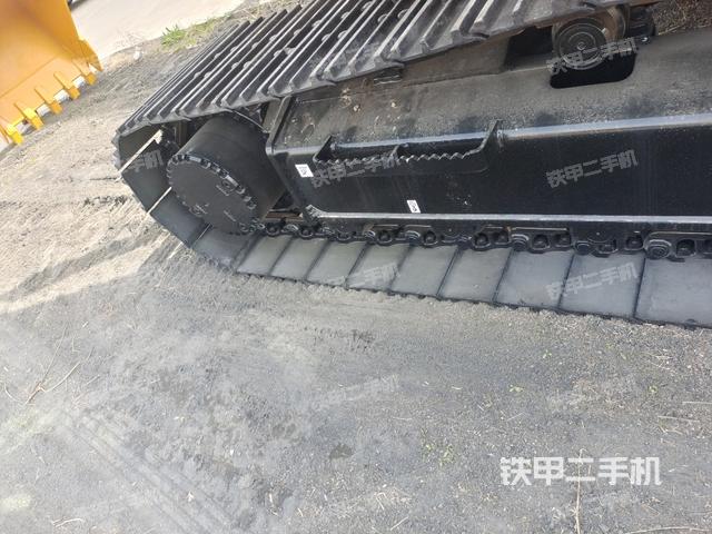 左侧行走马达盖板（行走机构）