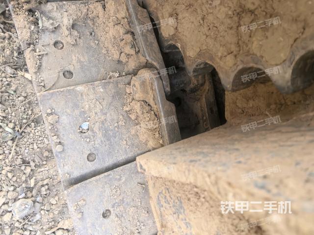 右側(cè)行走馬達(dá)蓋板(行走機(jī)構(gòu)) 右側(cè)行走馬達(dá)蓋板(行走機(jī)構(gòu))