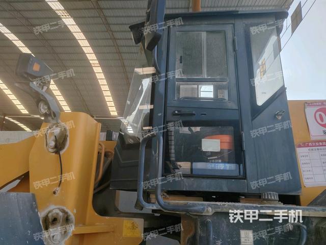 駕駛室頂部 外（駕駛室部分）