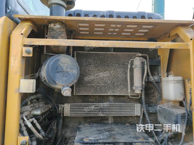 散熱器正面（大件艙室）