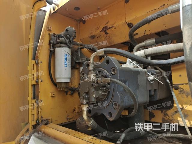 液壓泵斜45?左(大件艙室) 液壓泵斜45?左(大件艙室)