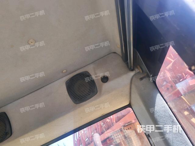 右側(cè)玻璃角標(biāo)(駕駛室部分) 右側(cè)玻璃角標(biāo)(駕駛室部分)
