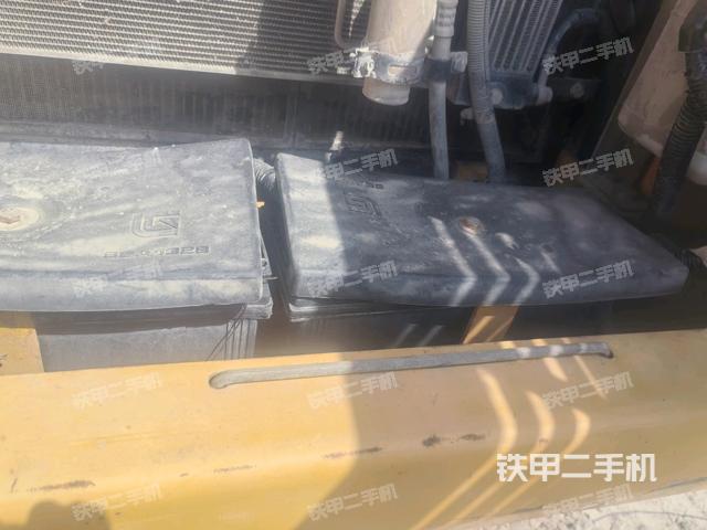 電瓶(大件艙室) 電瓶(大件艙室)