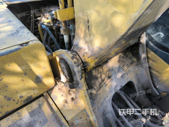 大臂根部?斜視（工作和回轉(zhuǎn)裝置）