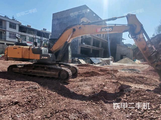 右前45(整機外觀) 右前45(整機外觀)