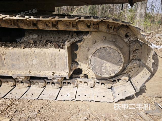 左驅(qū)動輪(行走機構(gòu)) 左驅(qū)動輪(行走機構(gòu))