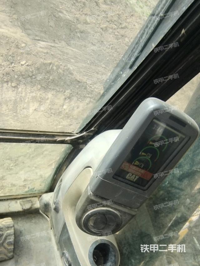 駕駛室左后45度(駕駛室部分) 駕駛室左后45度(駕駛室部分)