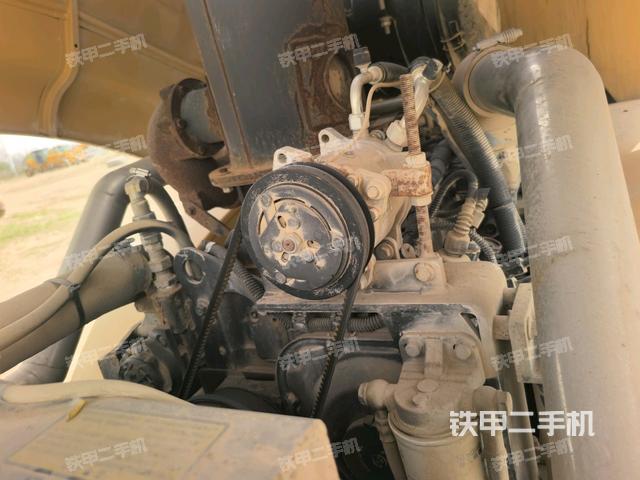 風(fēng)扇及皮帶（壓路機(jī)發(fā)動(dòng)機(jī)艙）