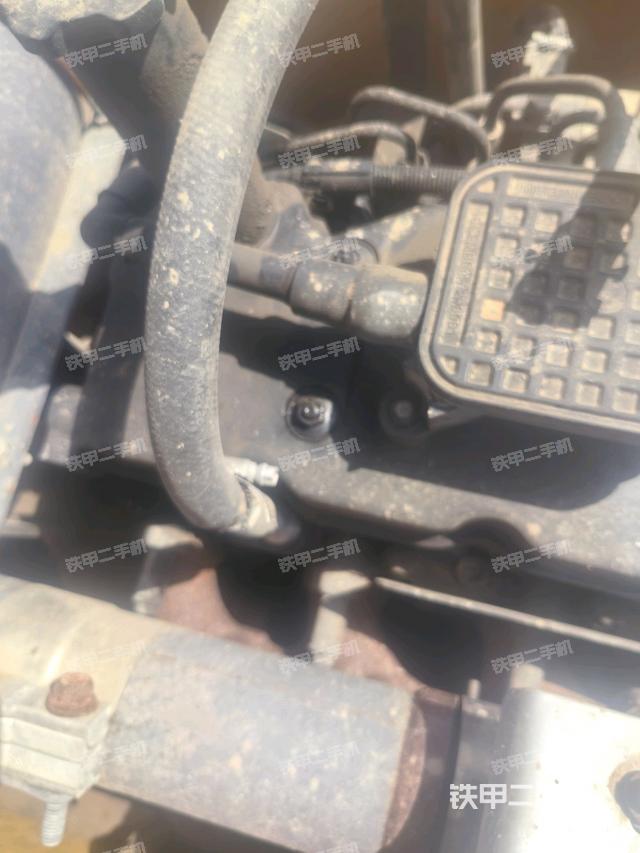 氣門室蓋螺絲特寫(上車部件) 氣門室蓋螺絲特寫(上車部件)