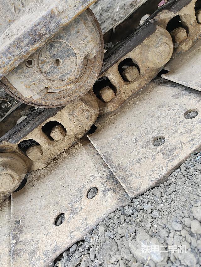 单侧履带整体（整机外观）