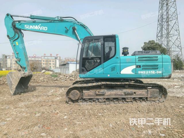山河智能SWE205E-3H挖掘机的设备实拍-第3张实拍照片
