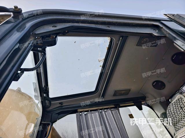 頂棚整體（駕駛室部分）