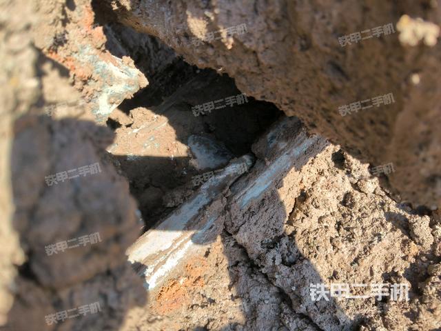 左托鏈輪和鏈筋（行走機(jī)構(gòu)）