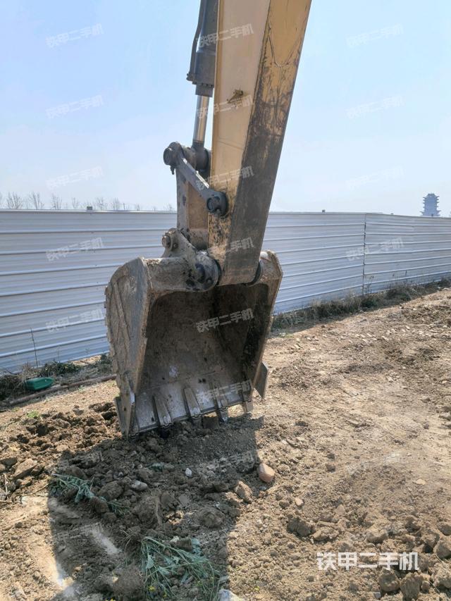 大臂整體?右側(cè)(工作和回轉(zhuǎn)裝置) 大臂整體?右側(cè)(工作和回轉(zhuǎn)裝置)