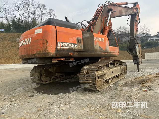 整机右后45°（整机外观）