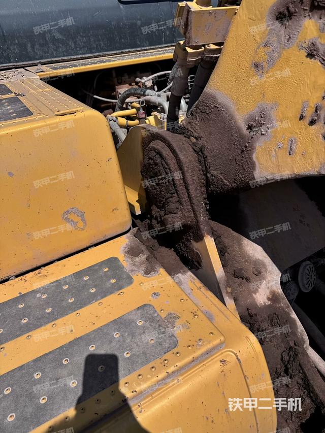 大臂根部 斜视（工作和回转装置）