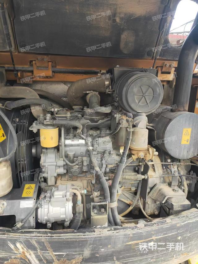 發(fā)動(dòng)機(jī)整體俯視（整機(jī)外觀）