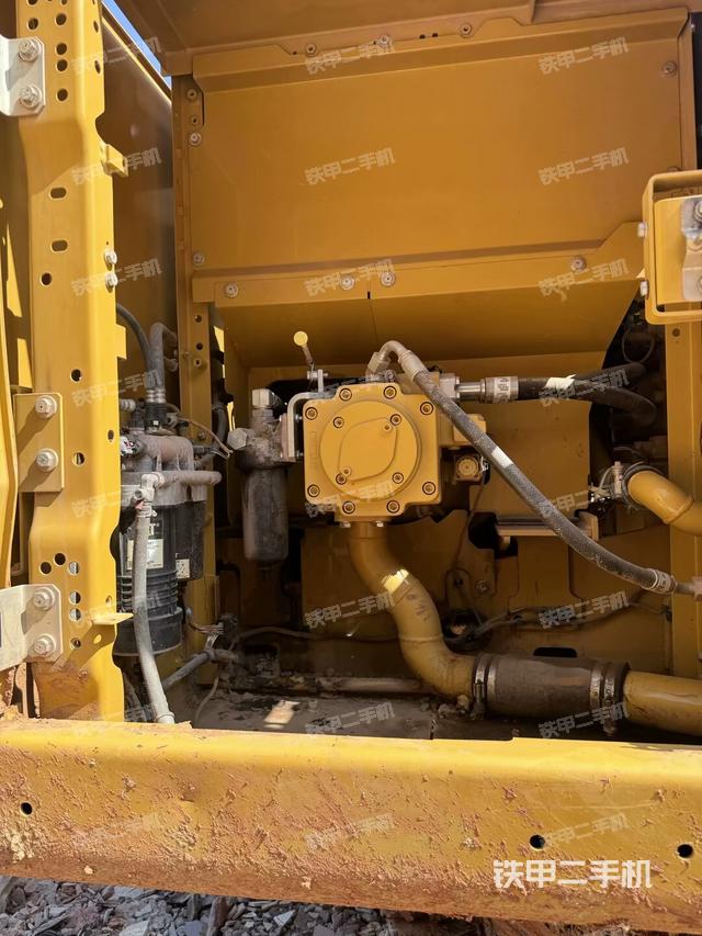 液壓泵室(大件艙室) 液壓泵室(大件艙室)