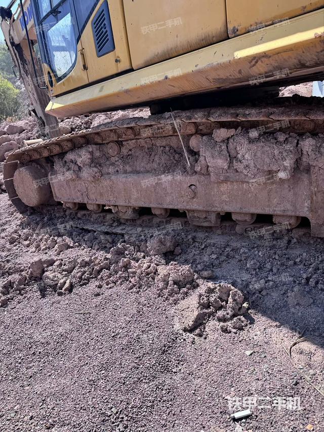 左侧行走马达盖板（行走机构）