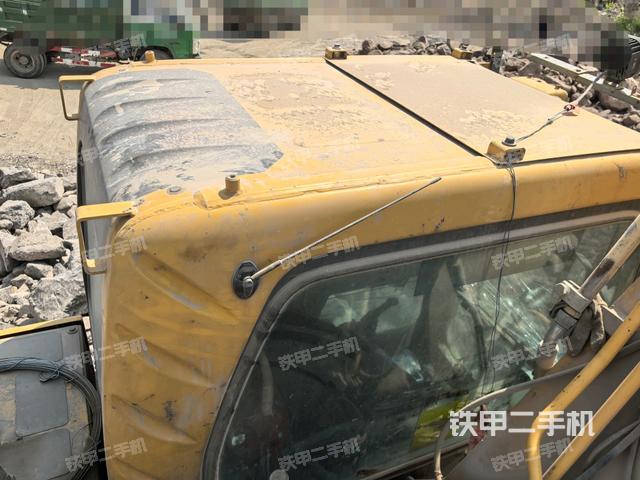 駕駛室頂部俯視（上車部件）