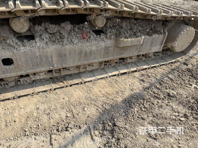 單側(cè)履帶整體（整機(jī)外觀）