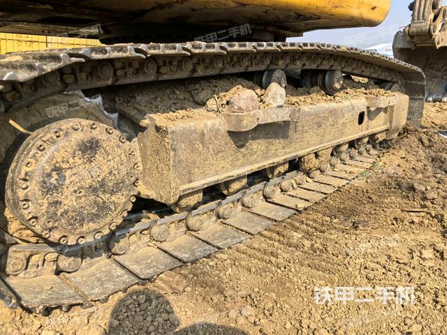 右側履帶整體（行走機構）