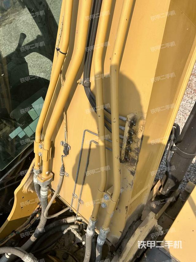 大臂根部?斜視（工作和回轉(zhuǎn)裝置）