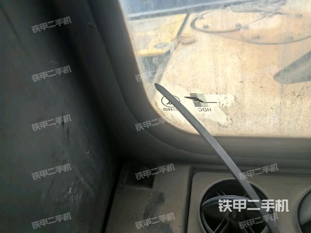 后窗玻璃角標(biāo)（駕駛室部分）