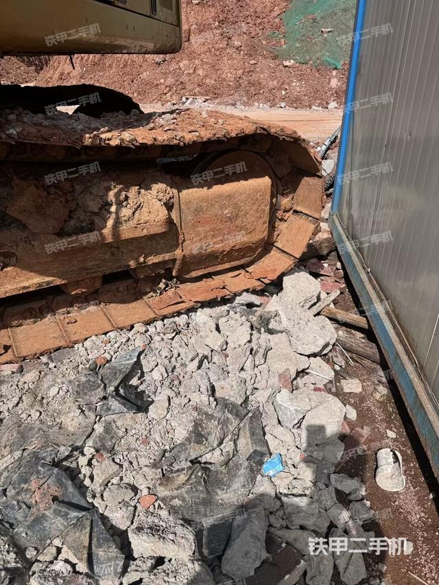 左托鏈輪和鏈筋(行走機構(gòu)) 左托鏈輪和鏈筋(行走機構(gòu))