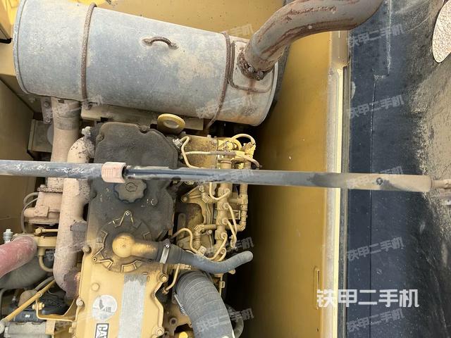 氣門室蓋螺絲特寫（上車部件）