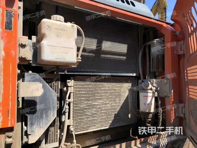 液壓泵室(大件艙室) 液壓泵室(大件艙室)