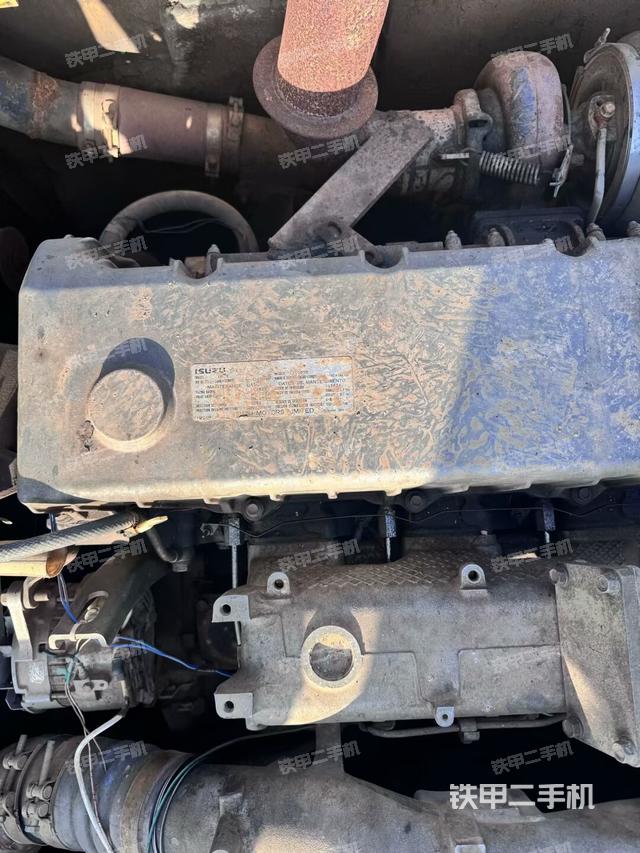 氣門室蓋螺絲特寫(上車部件) 氣門室蓋螺絲特寫(上車部件)
