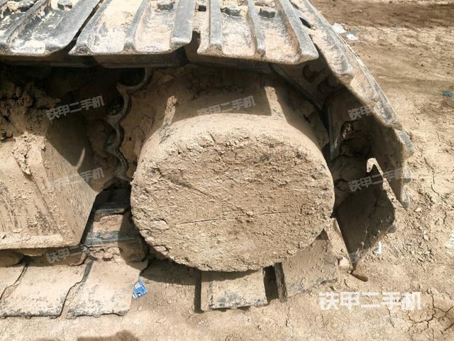 右驅(qū)動(dòng)輪（行走機(jī)構(gòu)）