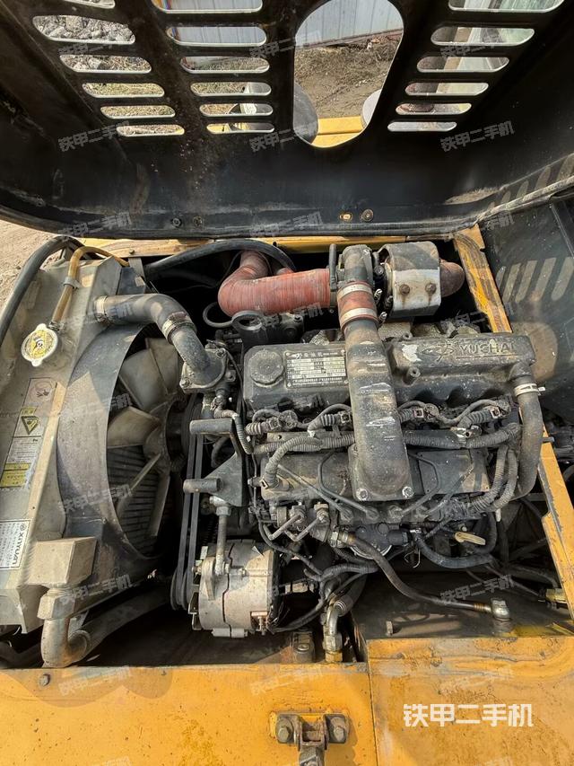 發(fā)動機整體俯視（整機外觀）