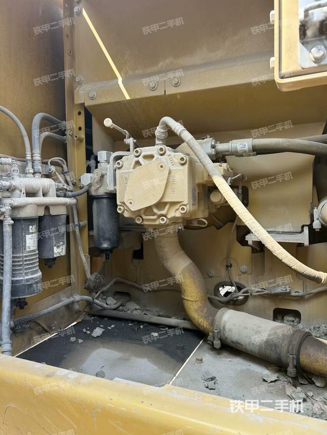 液壓泵室（大件艙室）