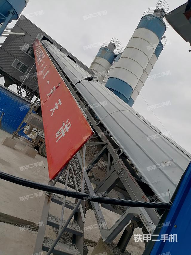 整機右側(cè)(設(shè)備外觀及核心部件) 整機右側(cè)(設(shè)備外觀及核心部件)