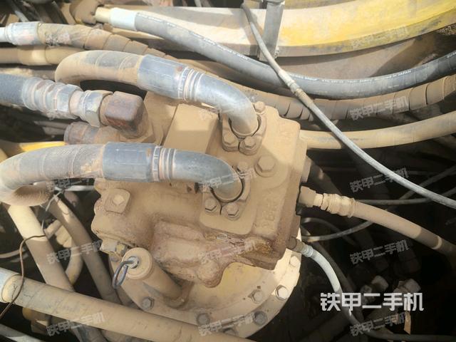 回轉(zhuǎn)馬達(dá)（上車部件）