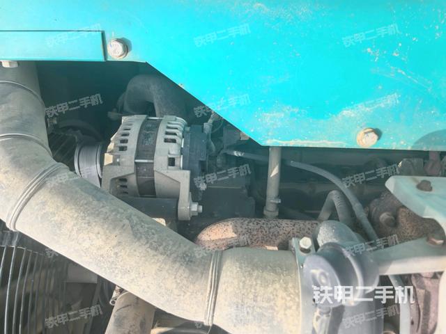 氣門室蓋螺絲特寫(上車部件) 氣門室蓋螺絲特寫(上車部件)
