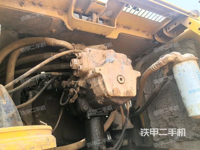 液壓泵斜45?左（大件艙室）