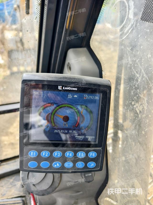 小時(shí)表（駕駛室部分）